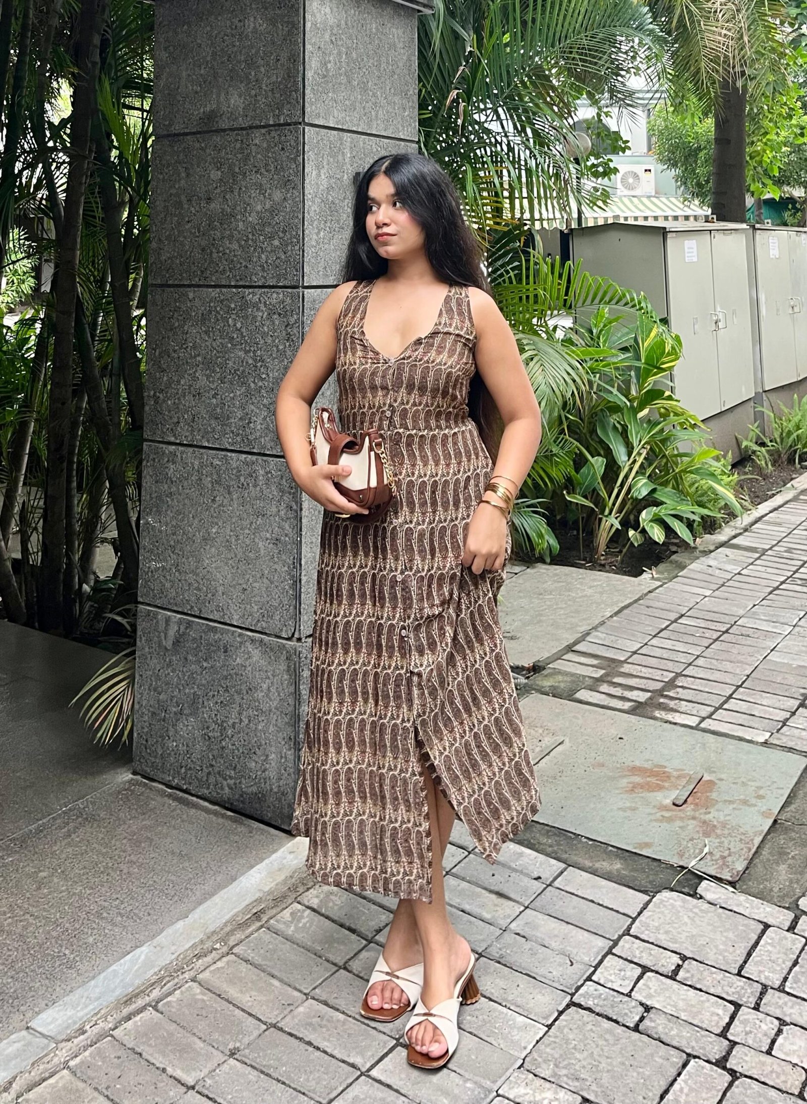 black and white wavy dress black and white wavy dress