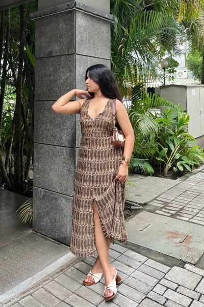 black and white wavy dress