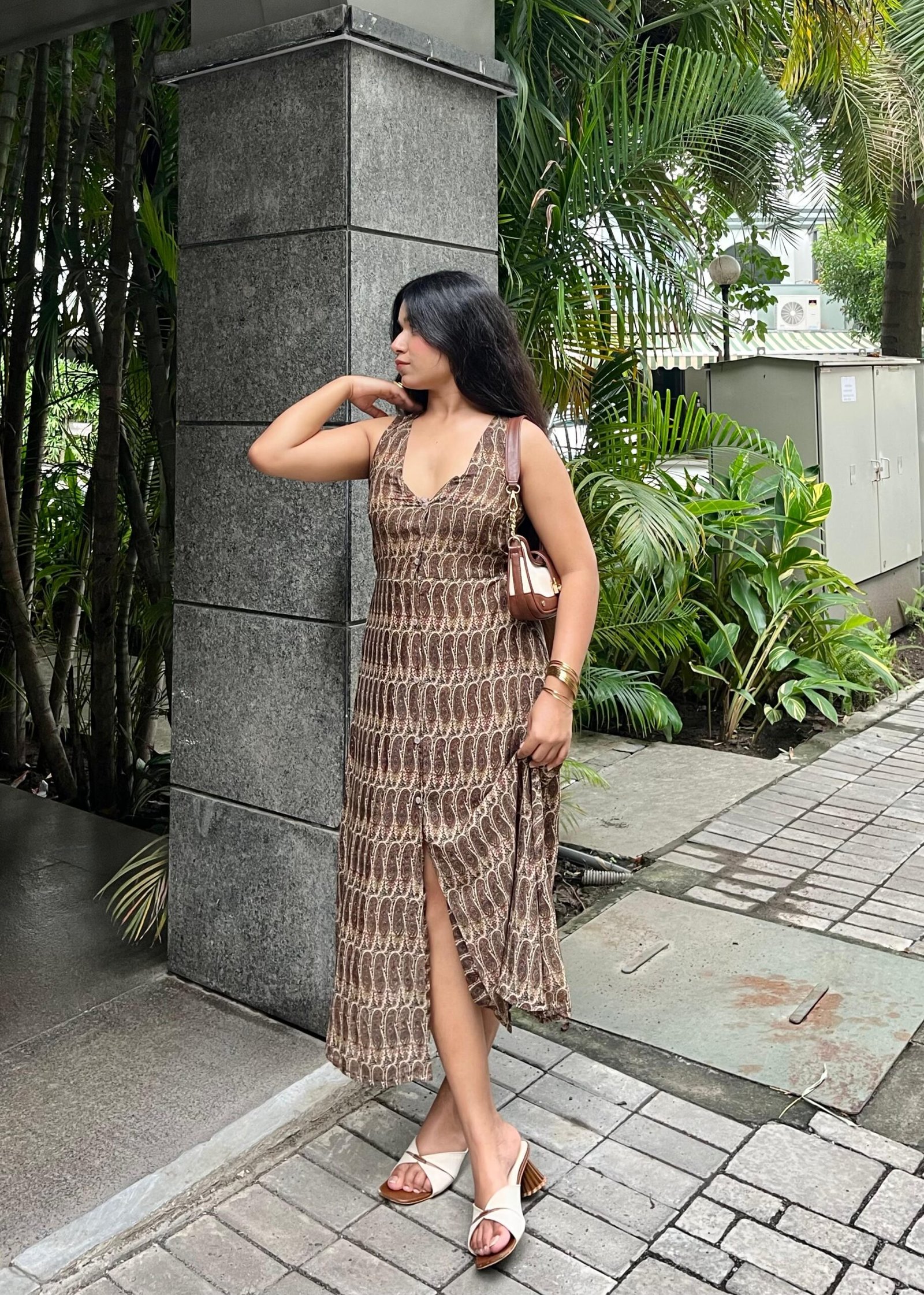 black and white wavy dress black and white wavy dress