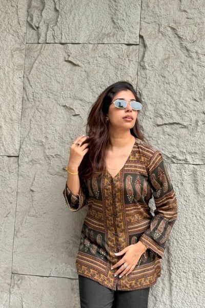 black and white wavy dress