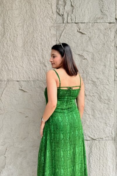 black and white wavy dress