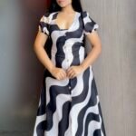 Black and White Wavy Dress